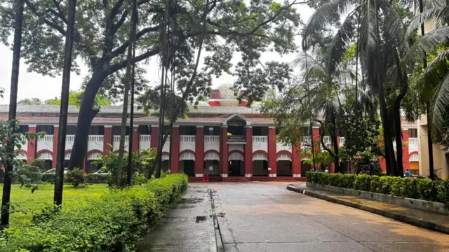 অনির্দিষ্টকালের কর্মবিরতিতে ক্লাস পরীক্ষা বন্ধ ছিল বুয়েটেও