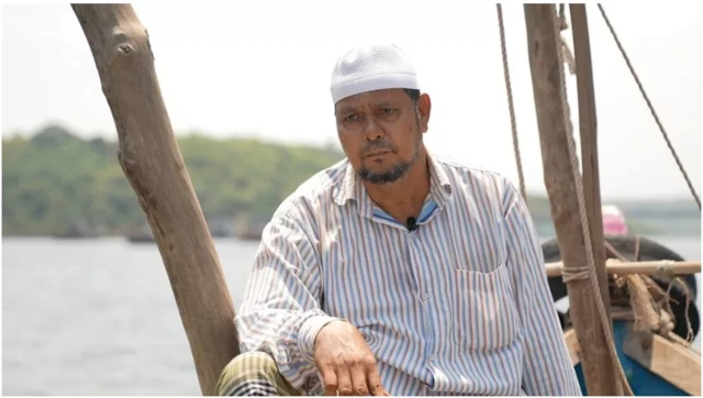 মৎসজীবী ইমতিয়াজ ভাটকার এখন প্রতিমূহুর্তেই তার জীবিকা হারানোর শঙ্কায়