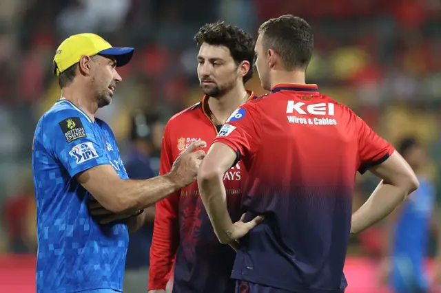 தொடர்ந்து மூன்றாவது தோல்விக்கு வித்திட்ட விரீயமற்ற சென்னை சூப்பர் கிங்ஸின் பந்துவீச்சு