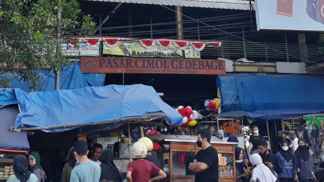 pakaian bekas impor, thrift fashion