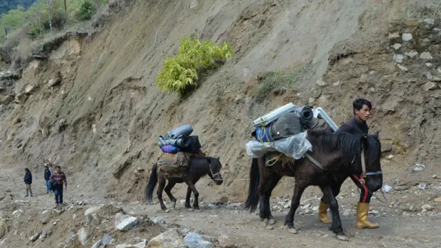 مناطق نائية