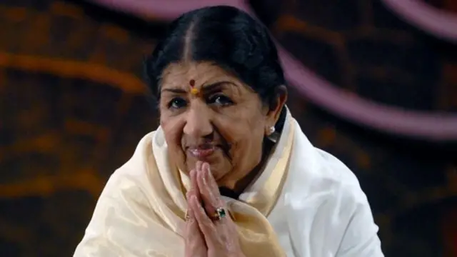 लता मंगेशकर