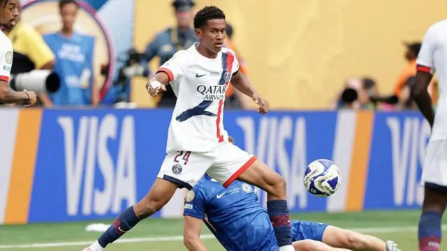 سنی مایولو با ۱۹ سال و ۱۴ روز، پس از پاتریک کلایورت (۱۸ سال و ۳۲۷ روز) و برایان کید (در روز تولد ۱۹ سالگی‌اش)، سومین گلزن جوان تاریخ فینال‌های جام باشگاه‌های اروپا یا لیگ قهرمانان شد