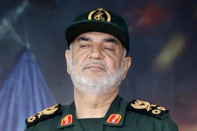 Ông Hossein Salami