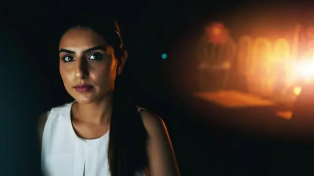 రాత్రివేళ ఒంటరి మహిళ