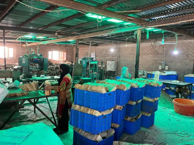 पेंसिल विलेज