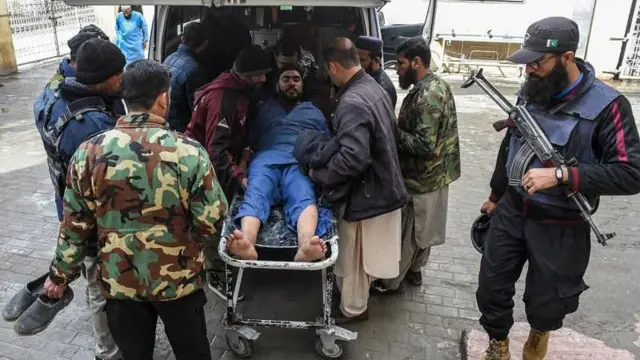 પાકિસ્તાનનો દાવો- બલૂચિસ્તાનમાં 37 ચરમપંથીઓ સહિત 10 સુરક્ષાકર્મીઓનાં મોત – ન્યૂઝ અપડેટ