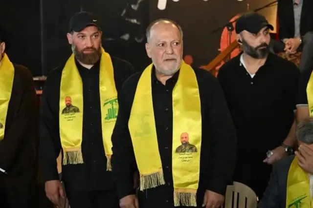 Les membres du Hezbollah utilisent des bips pour communiquer entre eux afin d'éviter la surveillance israélienne.