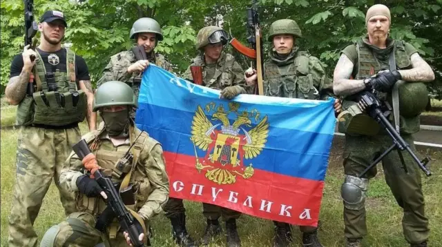 ДШРГ "Русич" з прапором "ЛНР"