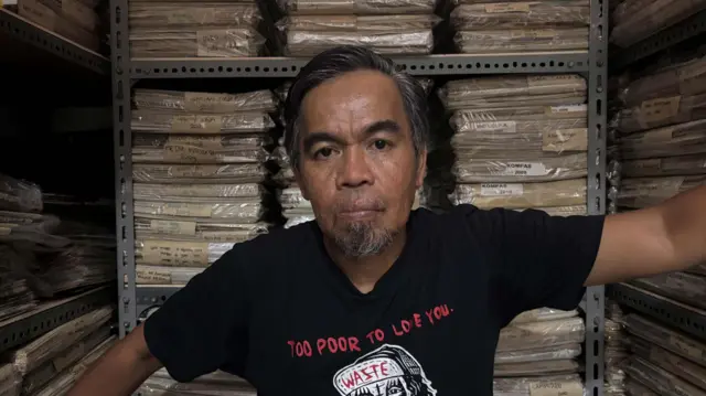 Muhidin M Dahlan, kliping, arsip