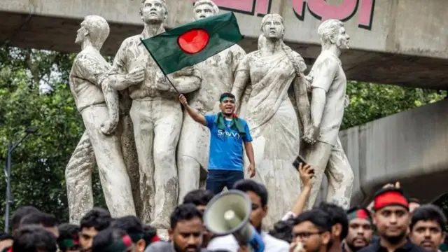 শিক্ষার্থীদের আন্দোলনের মুখে গত পাঁচই অগাস্ট শেখ হাসিনা সরকারের পতন ঘটে