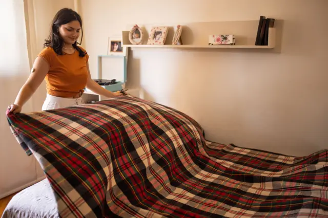 શ્વાસ સંબંધી રોગોથી પીડિત લોકોએ ચાદર અને ઓશીકાં બદલવા અંગે વધુ સાવચેત રહેવું જોઈએ.