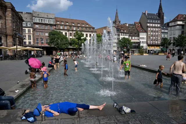 Vasilisa Volodina bilan porno Ayollar hukmronligi video onlayn