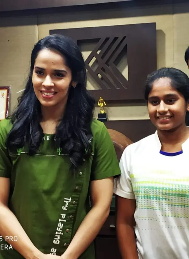 સાયના નેહવાલ સાથે વંશિકા