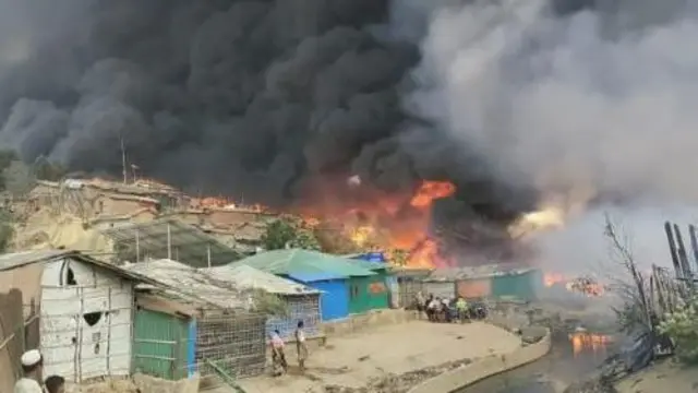উখিয়ার রোহিঙ্গা ক্যাম্পে আগুন।