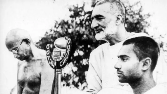 సరిహద్దు గాంధీ ఖాన్ అబ్దుల్ గఫార్ ఖాన్