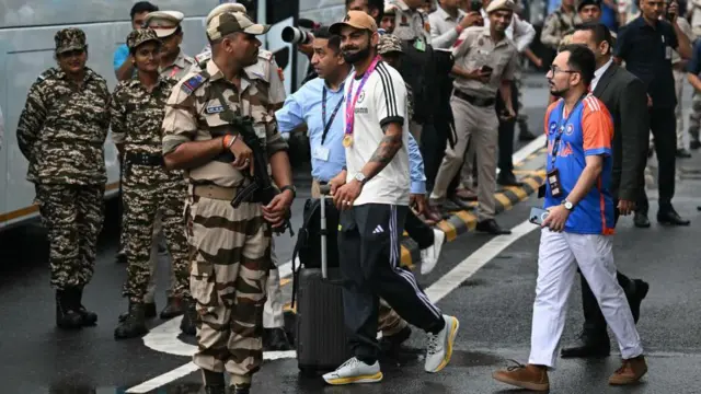 విరాట్ కోహ్లీ 