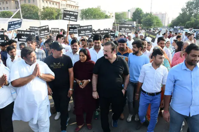 जयपुर में ईडी कार्यालय पर कांग्रेस का प्रदर्शन