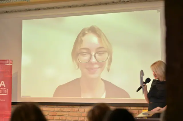 Анастасія Андріїв під час відео зв'язку