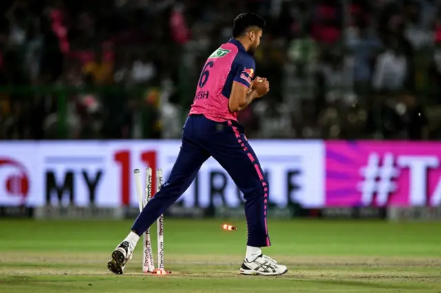 ராஜஸ்தான் - குஜராத்