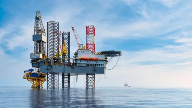 கிருஷ்ணா கோதாவரி படுகையில் கச்சா எண்ணெய் கண்டுபிடிப்பு: இந்தியாவின் எண்ணெய் இறக்குமதி குறையுமா?