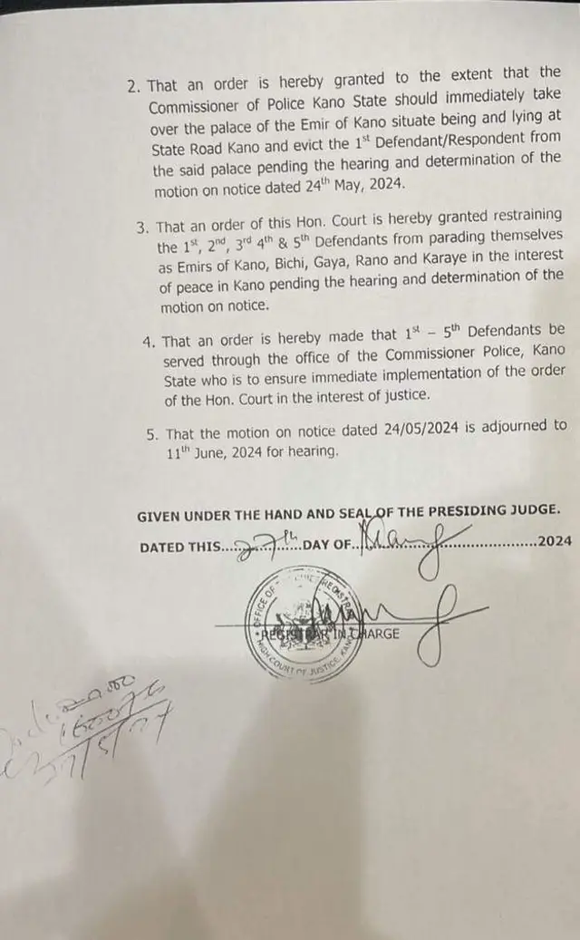 Aworan iwe lati ile ẹjọ 