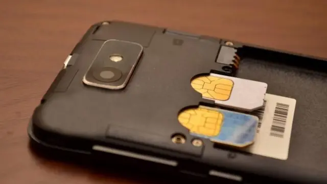 मोबाइल फोन 