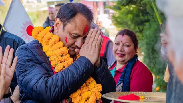 सर्वेन्द्र खनाल