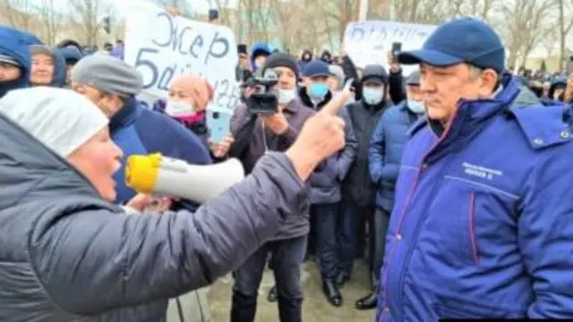 Казакстандын Маңгыстау областында башталган нааразылык тездик менен башка аймактарга дагы жайылды
