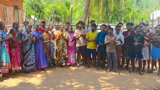 జీడిపిక్కలు, గిరిజన గ్రామాలు, భూముల పట్టాలు