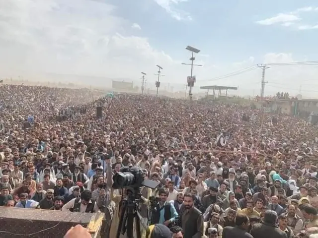 پرلت