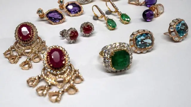 వజ్రాలు, రత్నాలు 
