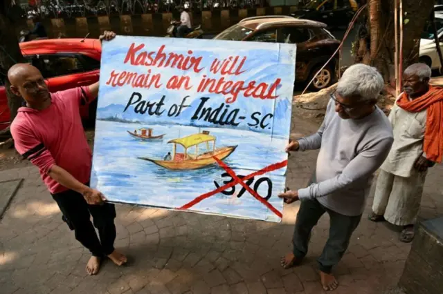 காஷ்மீர் மக்கள் போராட்டம்