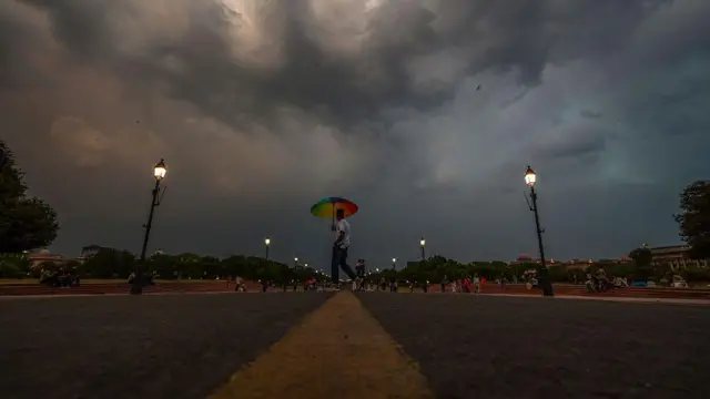 બીબીસી ગુજરાતી અમદાવાદ વરસાદ દિલ્હી ગુજરાત ગરમી તાપમાન સૌરાષ્ટ્ર કચ્છ