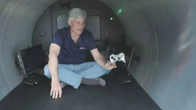 বিবিসি ২০২২ সালে সাবমার্সিবলের ভিতরে স্টকটন রাশের একটি ভিডিও করেছিল