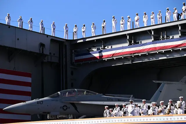 အမေရိကန်လေယာဉ်တင်သင်္ဘော USS George HW Bush (ပုံဟောင်း)