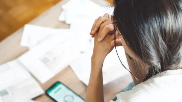 ஆன்லைன் மோசடி, கடன்