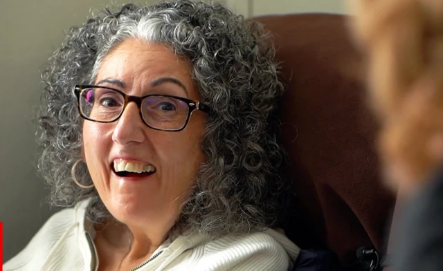 Sarah Ezekiel gülüyor ama konuşamıyor