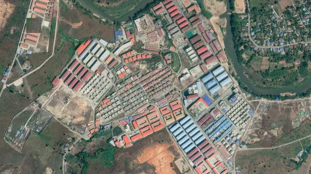 Спутниковый снимок KK Park