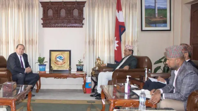 उपप्रधानमन्त्री श्रेष्ठले रुसी राजदूतसँग पनि कुराकानी गरेका छन्