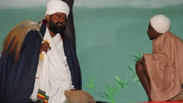 ተዋሳእቲ ኣብ መድረኽ