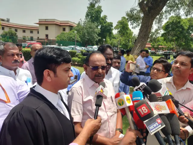 ஜல்லிக்கட்டு தீர்ப்பு