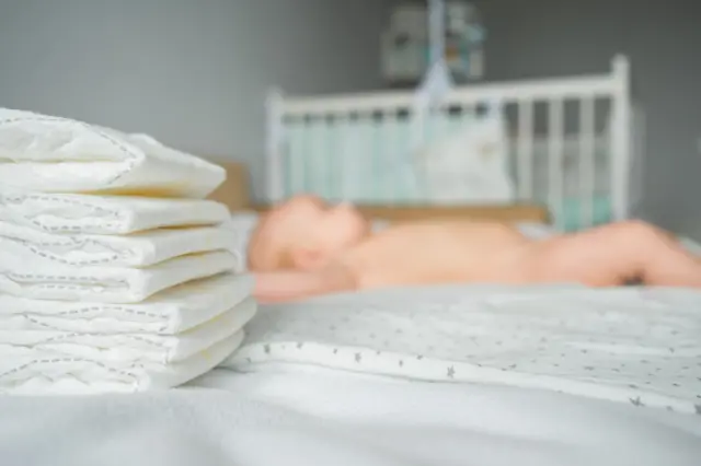 pampers uşaq bezləri ucuz uşaq bezləri ən yaxşı uşaq bezi nəm salfetlər körpə uşaq üçün 