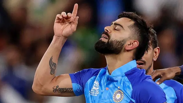 విరాట్ కోహ్లీ 