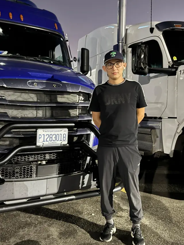 Акжол Ражапов, бир нече жылдан бери АКШда трак айдап иштейт