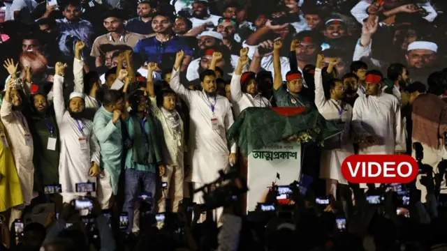 బంగ్లాదేశ్, విద్యార్థులు