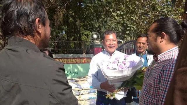 ဒေါက်တာ အမ် ကောန်လ 