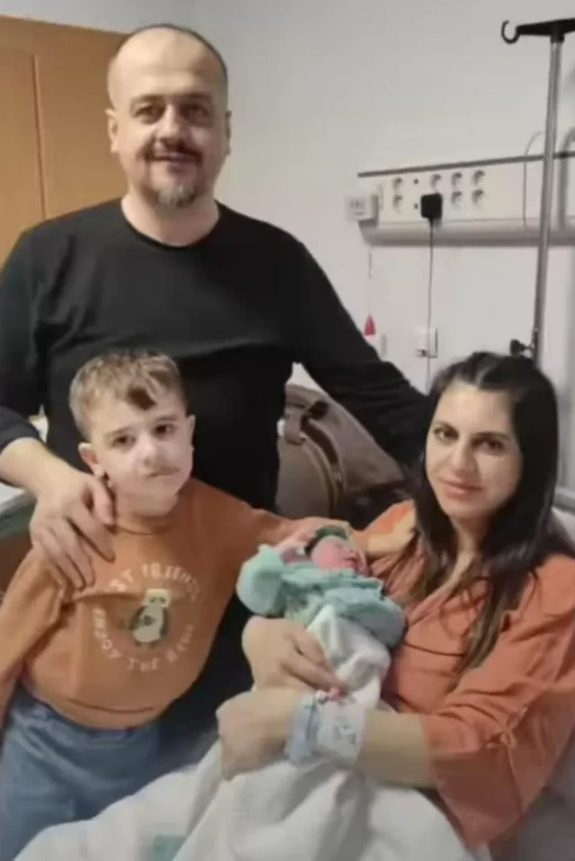 নেকলার পরিবার