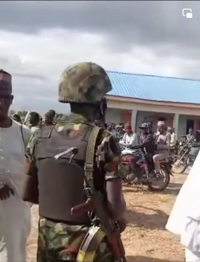 Screenshot from di video