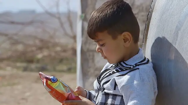 نمایی از فیلم «کودکی عماد»